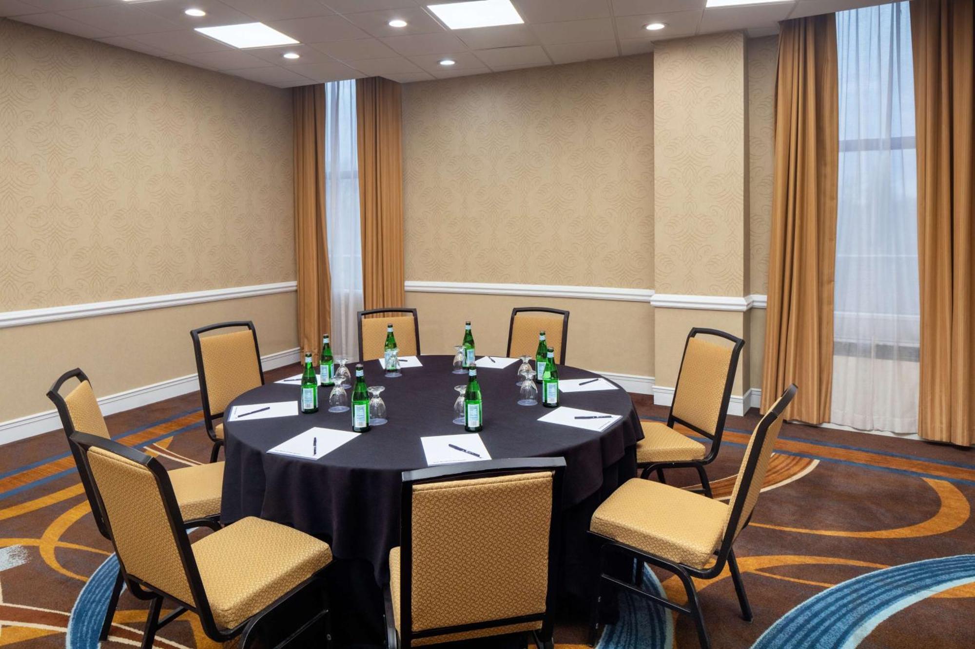 Doubletree By Hilton Silver Spring Washington Dc North Exterior photo