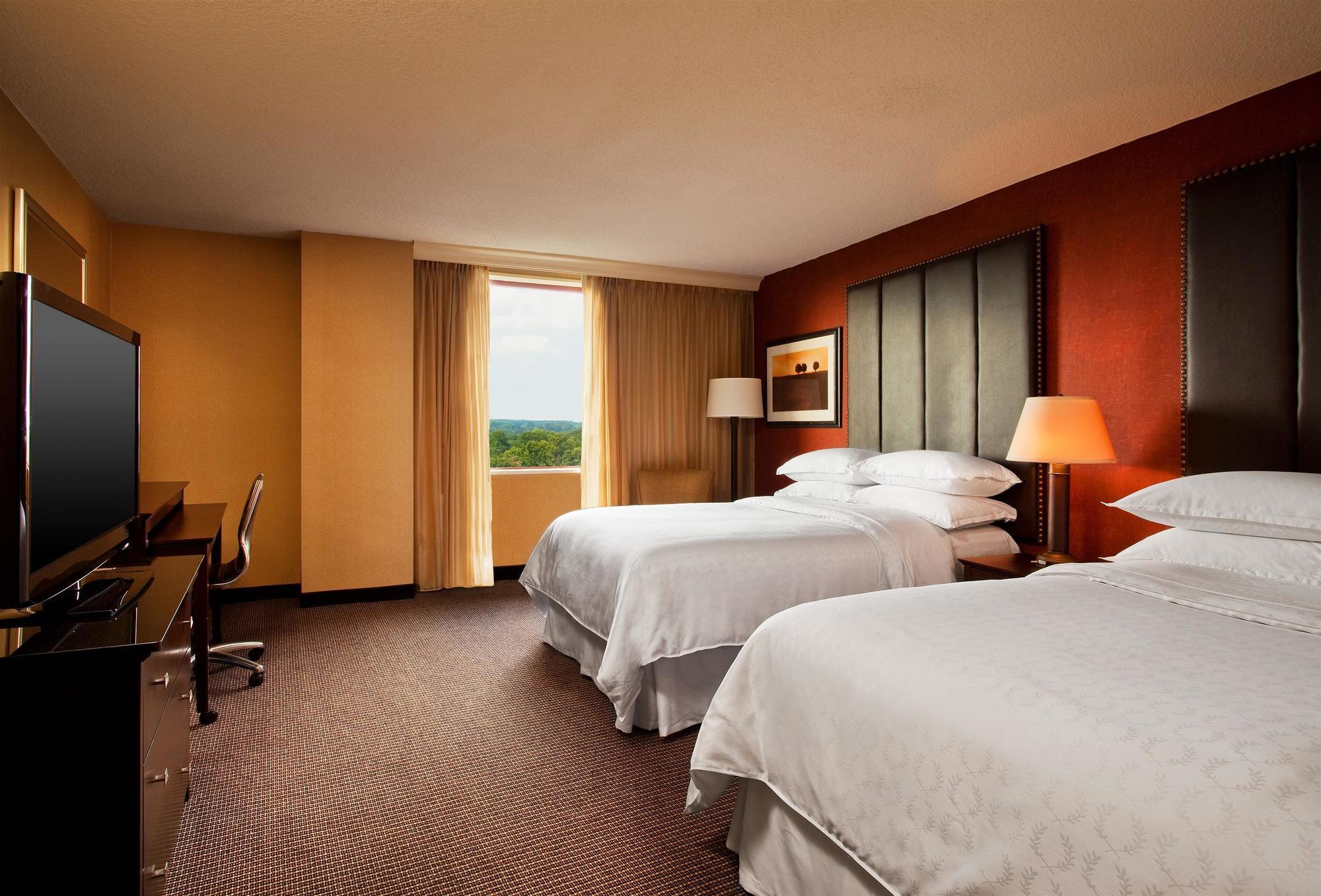 Doubletree By Hilton Silver Spring Washington Dc North Room photo